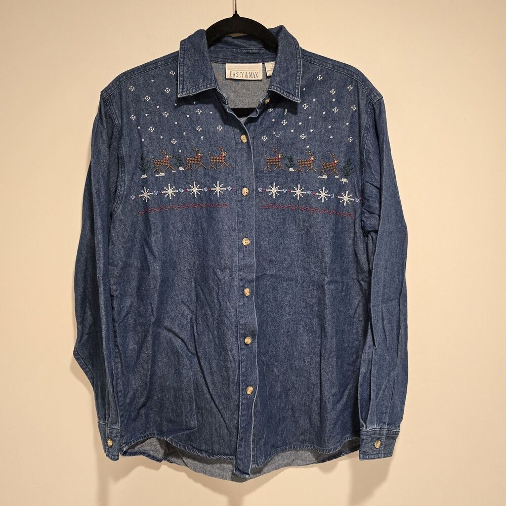 Vintage Casey and Max Denim Shirt Christmas Womens Medium Embroidered Reindeer